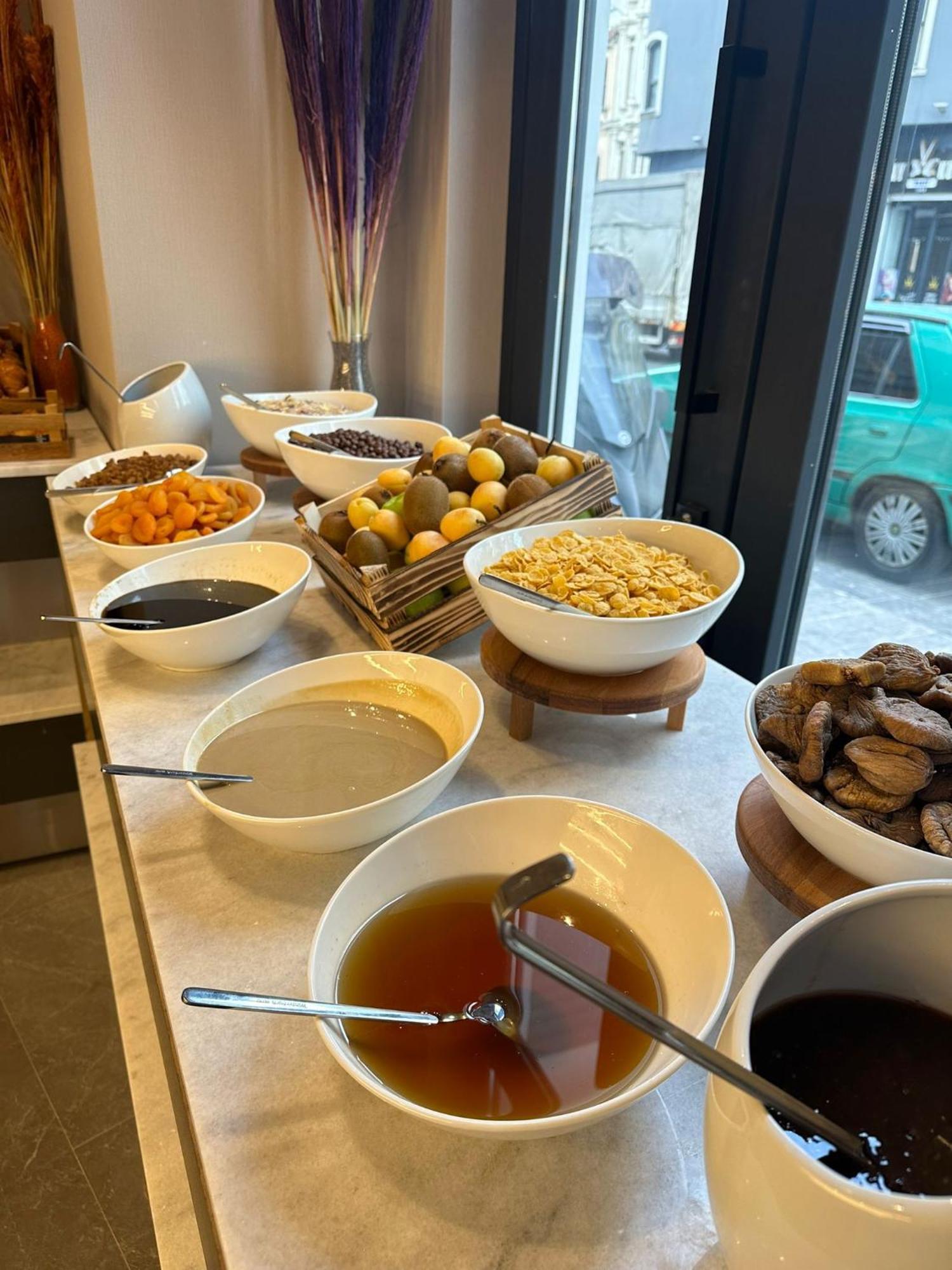 Отель The Nest 4*