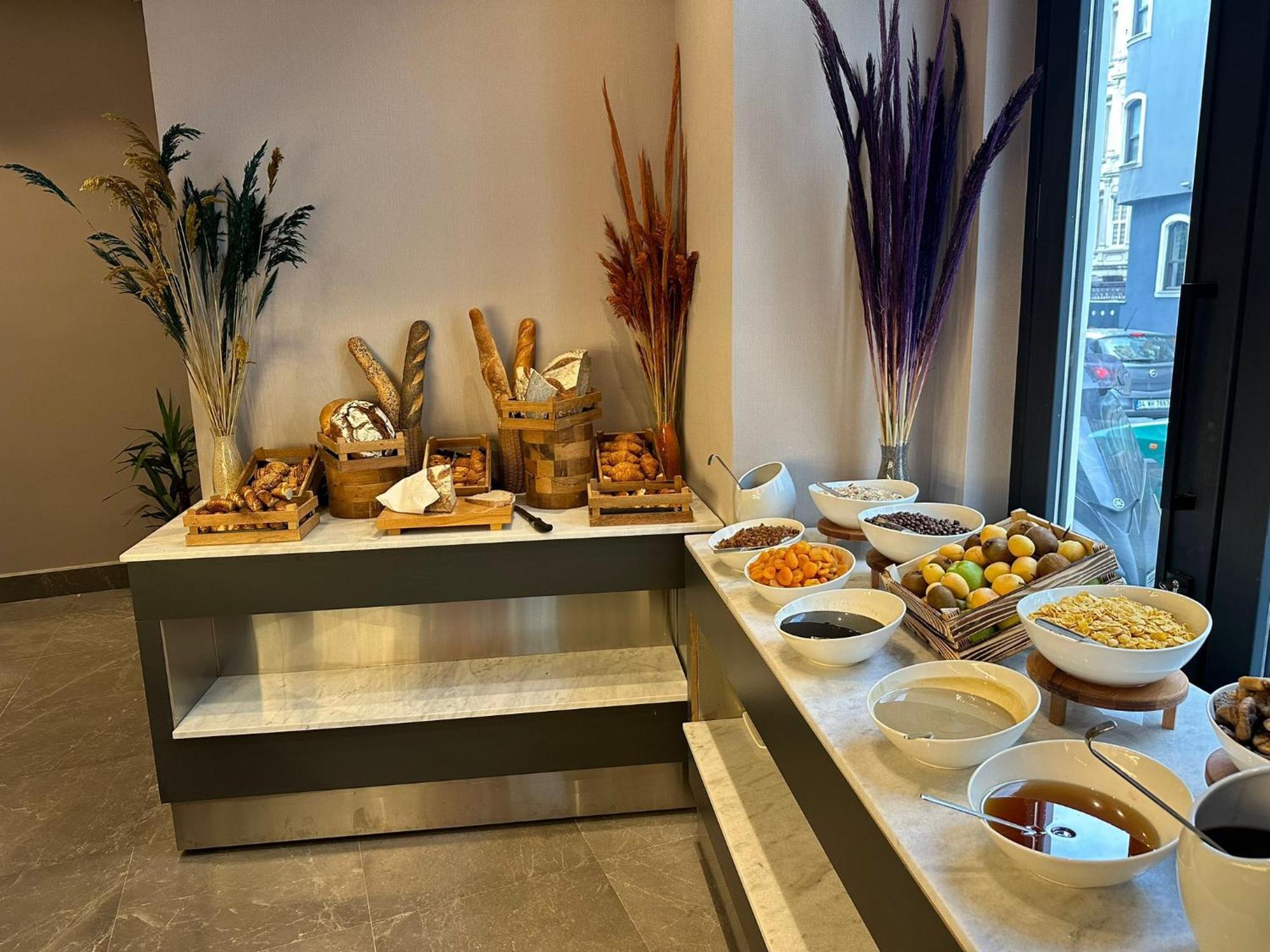 The Nest 4* Стамбул